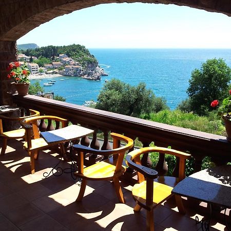 Villa Sara Guesthouse 스베티스테판 외부 사진