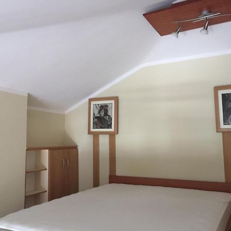Villa Sara Guesthouse 스베티스테판 객실 사진