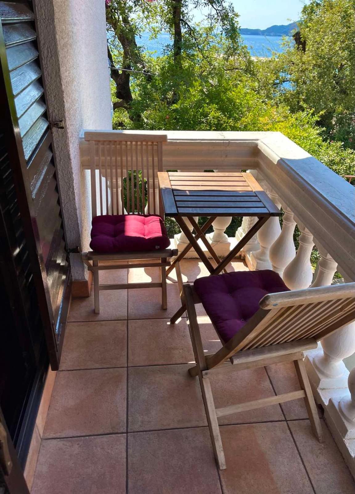 Villa Sara Guesthouse 스베티스테판 객실 사진
