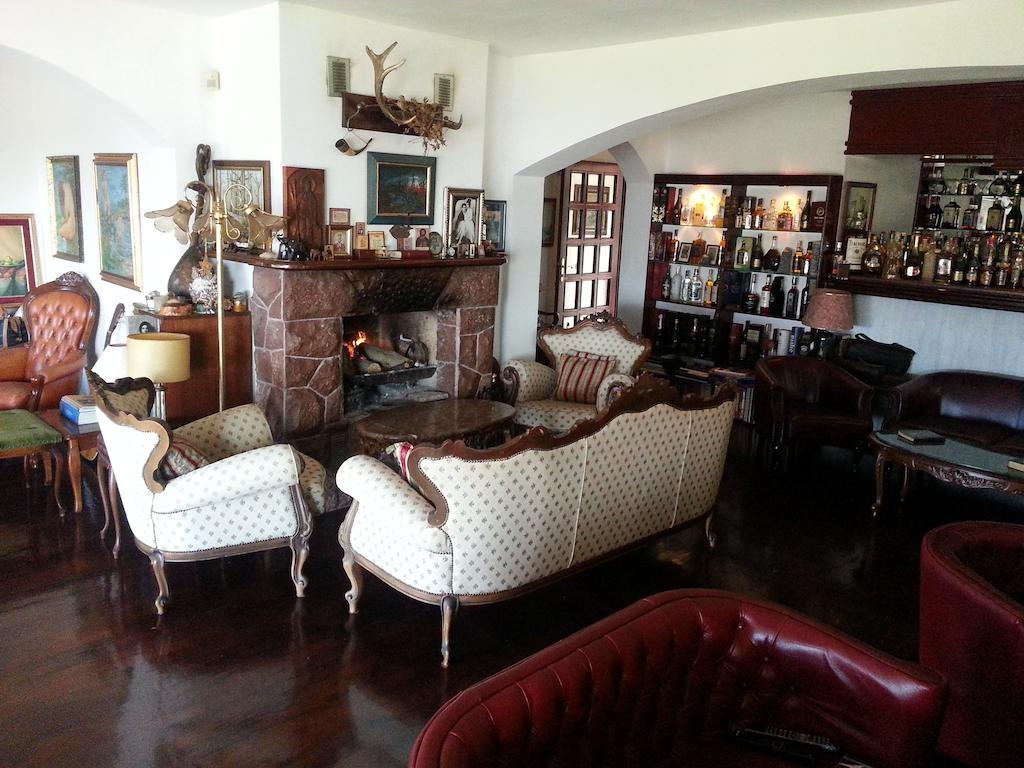Villa Sara Guesthouse 스베티스테판 외부 사진