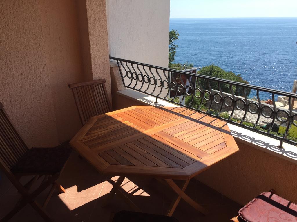 Villa Sara Guesthouse 스베티스테판 객실 사진