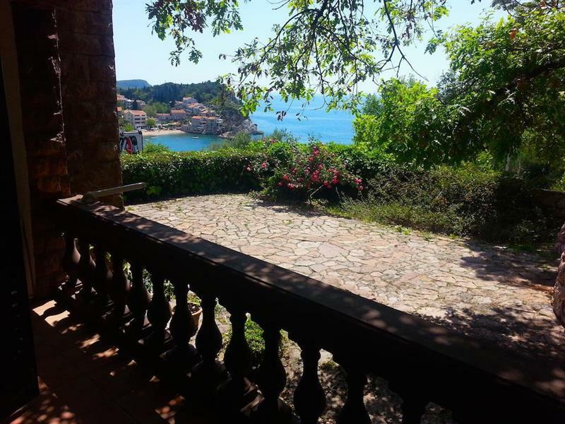 Villa Sara Guesthouse 스베티스테판 외부 사진